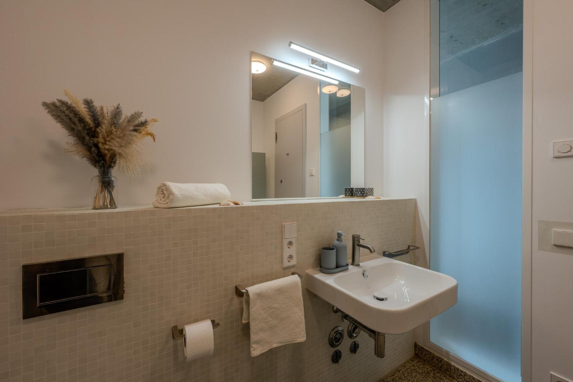 Marina Maisonette Seeblick Mit Pool Und Sauna باد سارو المظهر الخارجي الصورة